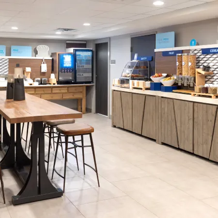 Holiday Inn Express SOUTH BURLINGTON - DOWNTOWN by IHG