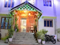 Hotel Vaani Villa by Royal Stay