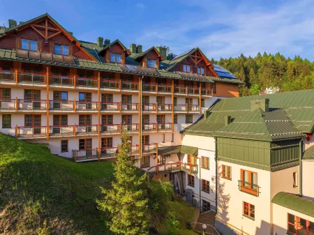 Hotel Mercure Krynica Zdrój Resort&Spa Отели в г. Nowosadecki