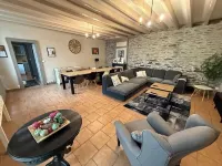 Charmante Maison de 160 m2, à Proximité de Tous les Commerces