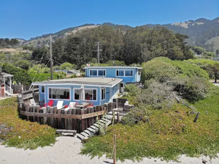 Relax and Enjoy an Oceanfront Getaway at La Paz