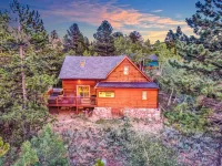 Best Hot Tub View in Bailey - Family & Pet Friendly BBQ / Hot Tub / Near Denver 貝利酒店