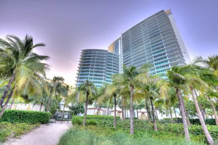 Ritz Carlton Hotel at Bal Harbour FL, 1147ft2! Отели в г. Bal Harbour