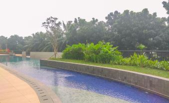 Best Deal and Comfortable 2Br Transpark Cibubur Apartment Near Mall