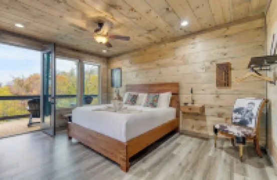 漫步嶺小屋 無盡的設施和樂趣 室內泳池和熱水浴缸 A+ 街機遊戲室