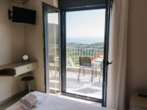 Villa "Mons & Mare" Hotels in Perdika