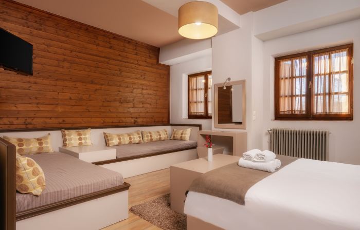 Gefyri Hotel