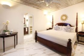 Pavilion Villa by Bluescape