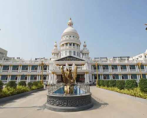 Gadiraju Palace Convention Centre & Hotel Hotels in Visakhapatnam
