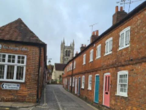 Pearls Cottage Hotels in Farnham