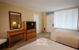 Crusader Oceanfront Resort