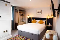 Three Falcons Hotels in Marylebone