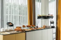 Welcome Hotel - breakfast