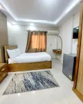 REGENT PYRAMIDS VIEW