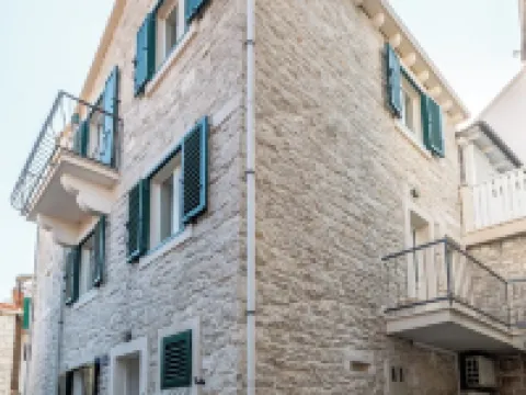 Apartments Sonja Hotels in Pučišća