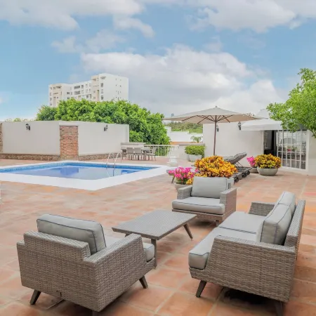 Hotel Suites México Plaza León Campestre