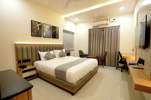 Oak Business Hotel