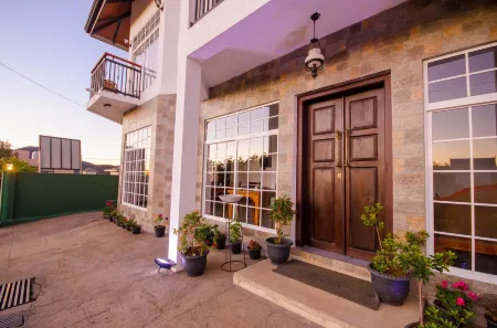 Misthill Rest - Lavish Villa Отели в г. Нувара-Элия