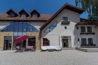 Villas Pine and Birch Hotels in Poiana Brașov