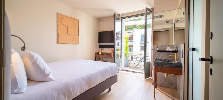 Hébé Hotel Отели в г. Анси