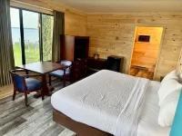 Bridge View Motel & Condo's Hotels in Mackinaw Township
