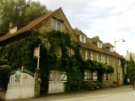 La Croix du Reh Отели в г. Шампнетери