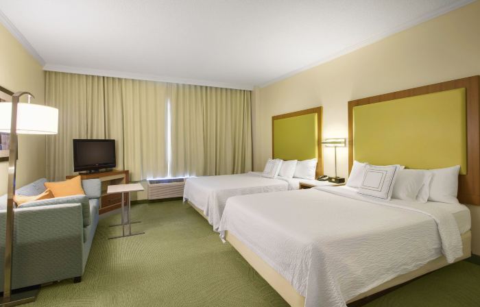SpringHill Suites Lawrence Downtown