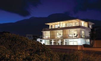 One Marine Drive Boutique Hotel & Spa by the Living Journey Collection