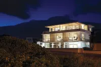 One Marine Drive Boutique Hotel & Spa by the Living Journey Collection