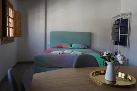 Apartamentos Mediterránea Centro Отели рядом с достопримечательностью «Хибральфаро»