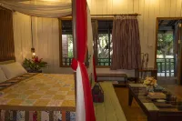 Romduol Island Chalet Hôtels à : Ballangk
