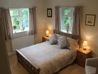 Sunny Nest Hotels in Northleach