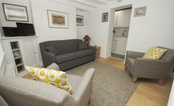 Marine Gardens - Central - by Brighton Holiday Lets