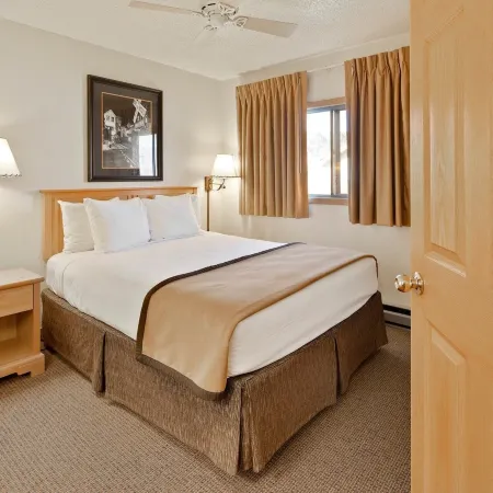 Black Hills Luxury Suites