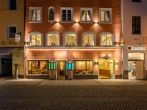 โรงแรมและร้านอาหารลุดวิกส์ โรงแรมในฟึสเซิน