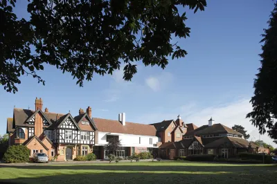 Woodland Grange Hotel di 