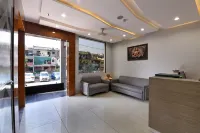 Townhouse Golden Frame