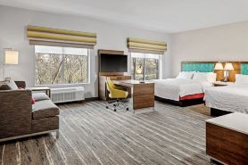 Hampton Inn  Suites by Hilton Cincinnati West