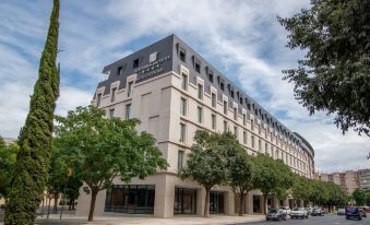 Hotel Giralda Center