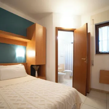 Ferienwohnung Ulivo Mit Pool Und Privatstrand