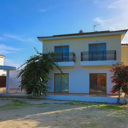 Villa Ira Finiki