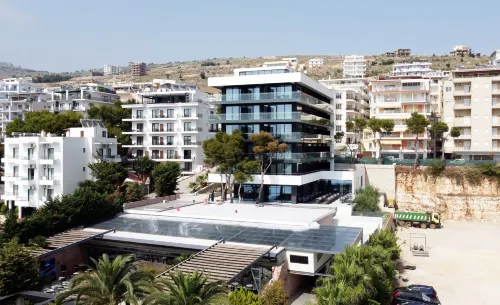 Mango Luxury Resorts - parking