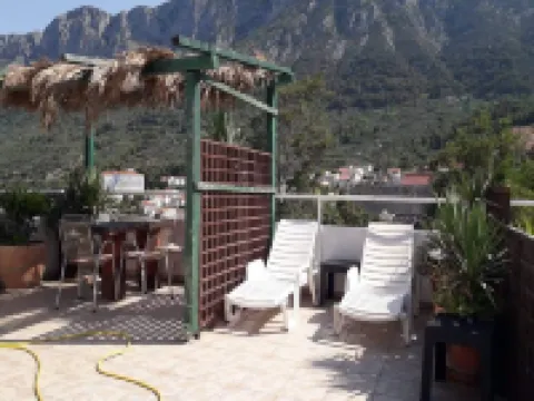 Apartments Kamaki Hotels in Gradac