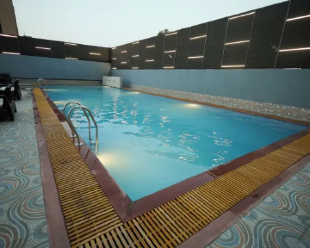 Regenta - the World Surat Hotéis em Surat