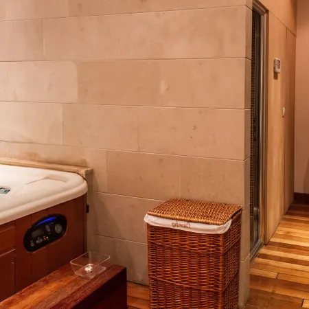Gdm Megaron, Historical Monument Hotel