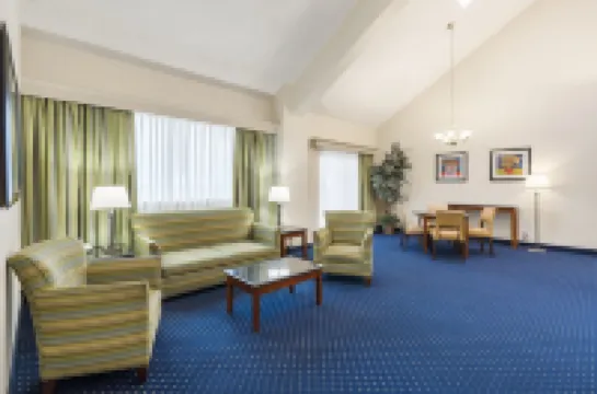 Thousand Hills Resort Hotel