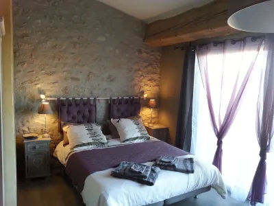 "Au pied du figuier", chambres d'hôtes, studios et gîte Hôtels à : Villelongue-d'Aude