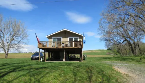 Shenandoah River Cabin