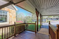 Newly Renovated & Spacious 4/3.5 Peaks Ridge @ Downtown Clayton - Pet Friendly!