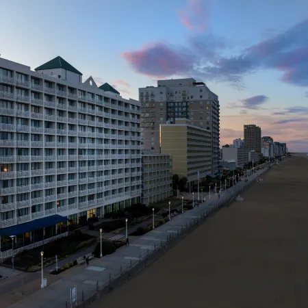Courtyard Virginia Beach Oceanfront/South